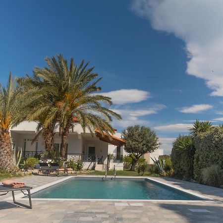 Propodes Luxury Villa 帕斯蒂达 外观 照片