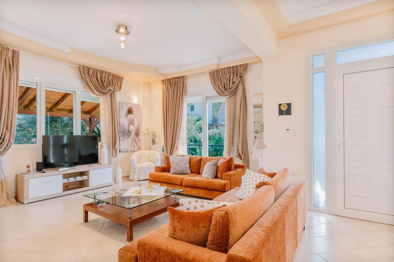 Propodes Luxury Villa 帕斯蒂达 外观 照片