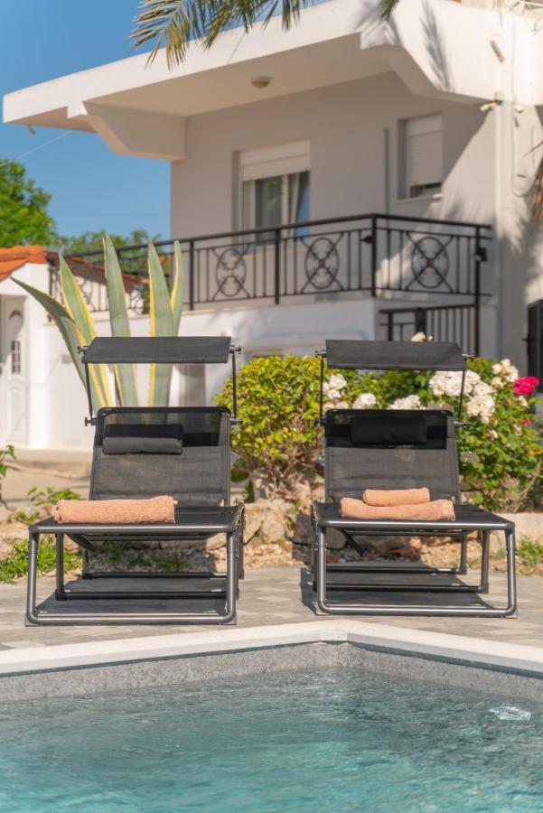Propodes Luxury Villa 帕斯蒂达 外观 照片